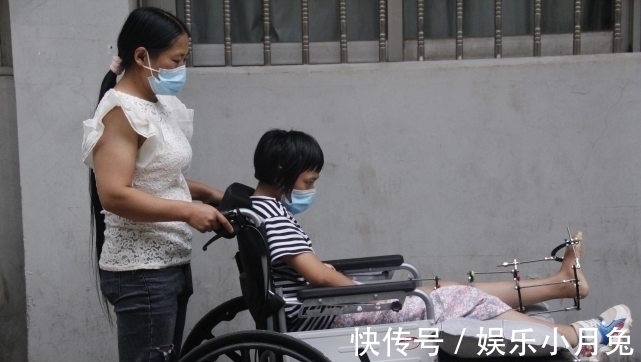 分娩|女子独自在家分娩孩子直接坠落地上,一纸诊断书让妈妈崩溃了