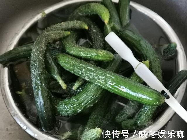 酱黄瓜|每年冬天，我家都用这个方法腌黄瓜，脆嫩爽口，佐粥下饭真好吃