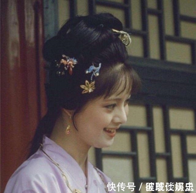 贾宝玉#薛宝琴刚进大观园就当众撒了一个大谎,却只有林黛玉一人看出来