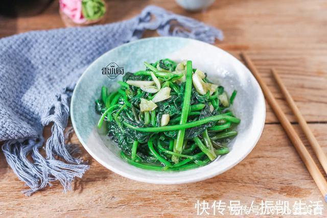 很多人冷落了这种瓜的叶子，它可是真正的长寿食材，蔬菜皇后！