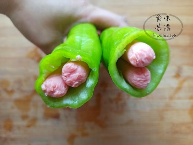 做法|火腿肠不要直接吃，教你3种简单做法，香辣又过瘾，上桌就被扫光