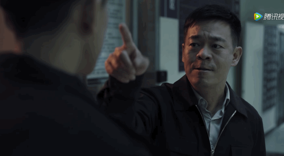 |《扫黑风暴》：3个搞笑担当，不敢动手陈建波、人人可欺胡笑伟