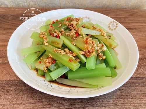 搅拌均匀|元旦家宴不用愁,分享8道家常菜,简单好做又实惠,比饭店还好吃