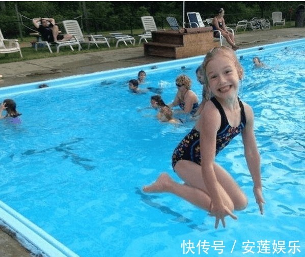 |幽默笑话：昨天去买葡萄 老板娘就是不让我尝