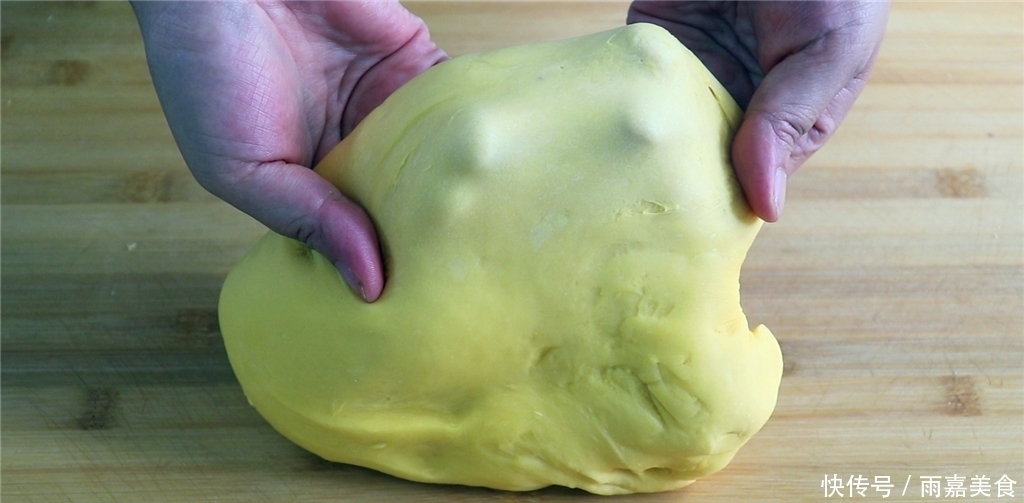 个个|懒人面包做法,掌握3个技巧,个个松软又拉丝,比买的好吃多了