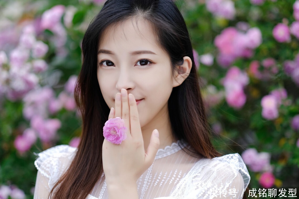 有人留黑长直“洋气”，有人却“老气”，区别在这三点，一看便知