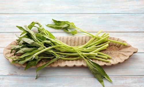 明白|空心菜是蔬菜界的“万毒之王”?营养师告诉你,看完终于明白了!