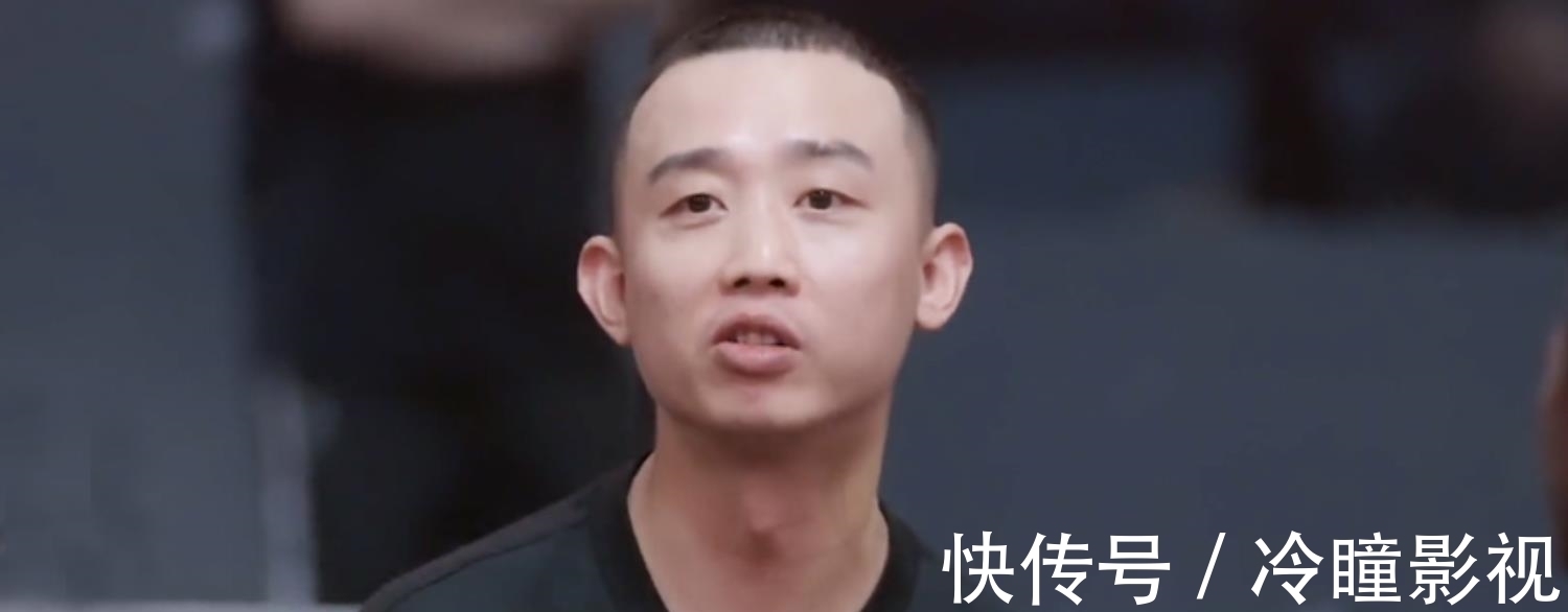 赵文卓|《哥哥》三公分组：大湾区抱团，街道办事处被拆，张晋抢3张好牌