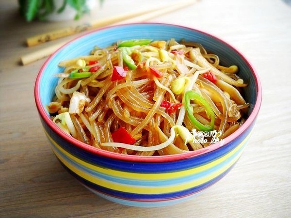 黄豆芽|医生不会告诉你,这菜是“天然酵素”,小肚腩渐渐瘦,小腿慢慢细