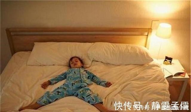 睡眠质量|孩子睡觉蹬被子不仅是热,3大原因宝妈不能忽视,娃不说也要了解