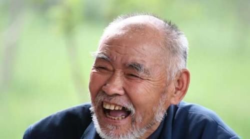 老人|119岁老人脑龄才40岁,医生都羡慕,秘诀很简单吃它就“完事”了