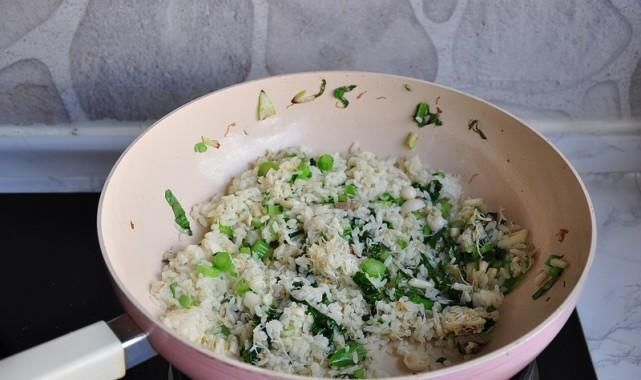 马拉里苏芝|一只梭子蟹一碗饭,烤一烤味道赞,网友:梭子蟹它清蒸着吃不香?