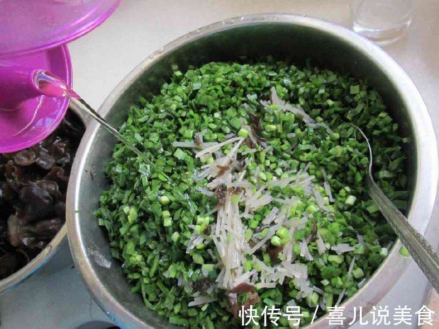 饺子铺老板说漏嘴包韭菜馅儿,多加一点它,饺子香味浓一倍!