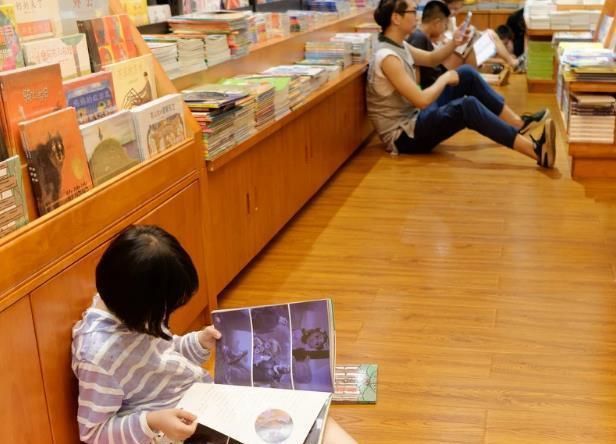 余秋雨|暑假来了,做好这3件事,开学之后大家会对你的孩子刮目相看!