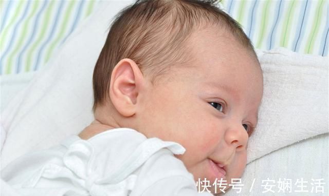头垢|宝宝身上有异味?可能是疾病发出的“信号”,日常护理要注意