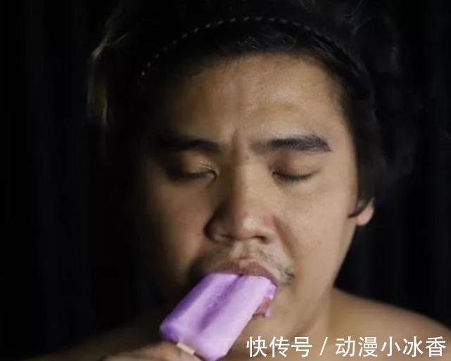 小哥|泰国小哥现神级COS,本以为在吃雪糕,作品一现佩服到五体投地!