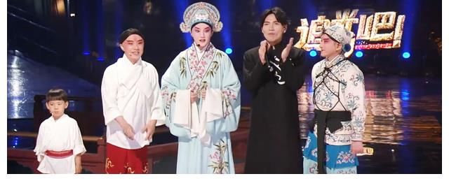 《追光吧》三公2人遗憾出局，吴镇宇工作室拿第一，徐志贤意难平