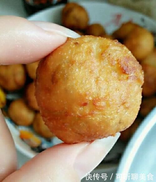 红薯别再煮着吃了,教你新的做法,香甜酥脆,一口一个真过瘾