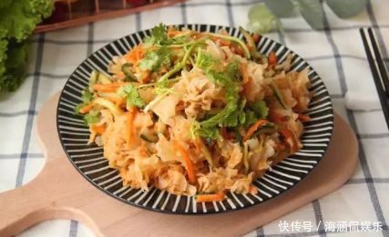 芝麻酱|天气是越来越热了，5分钟拌好，清爽开胃，全家抢着吃