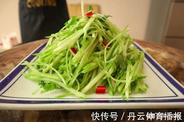 饭店|饭店的“凉拌萝卜丝”为啥好吃？看看都用的啥调料，开胃又解腻