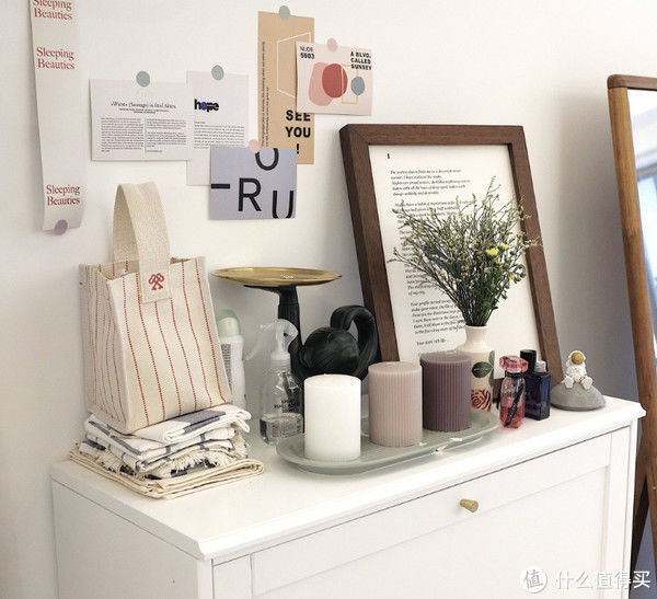 夫妻|这对夫妻太有远见,把次卧和客厅打通,清爽开阔,日子过得简单舒适