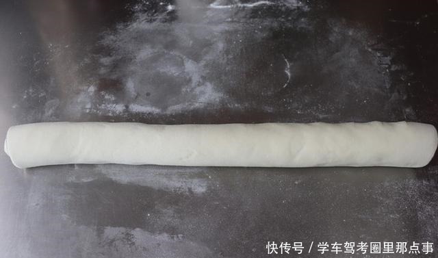 花卷懒人吃法,不用卷不用捏,筷子一压,3分钟搞定全家早餐!