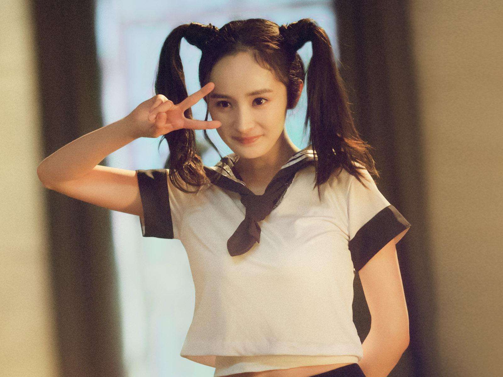 体重|世界上最胖的女模特，体重高达800斤，胖和丑真的无关！