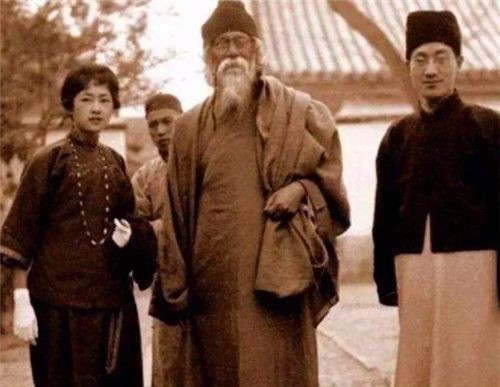 情诗|女神林徽因最美的情诗,写给已婚的徐志摩,开篇一句美得让人心醉