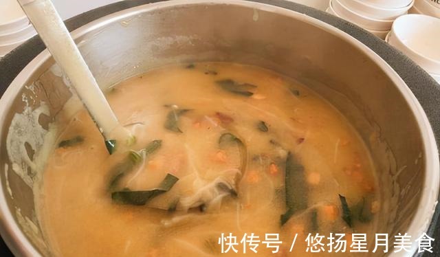 天冷后，聪明人都爱做这4道热汤，喝着暖和营养丰富，你不学吗！