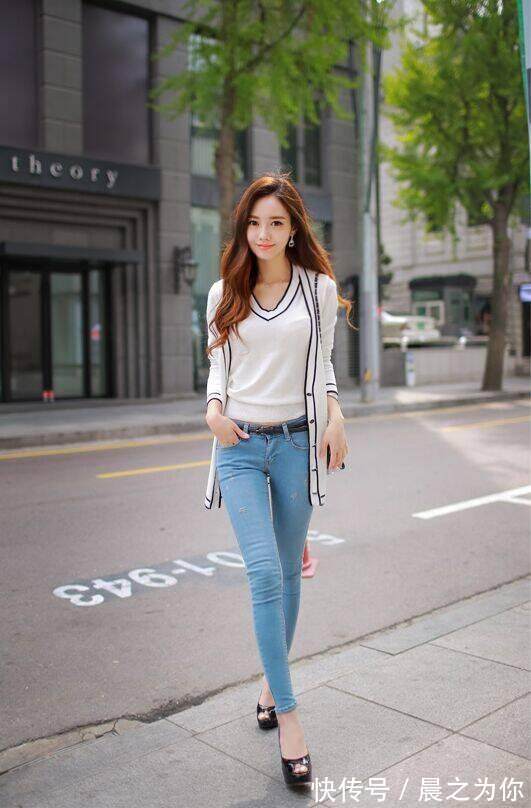紧身牛仔裤 时髦优雅的牛仔裤,勾勒女性纤细的小蛮腰!