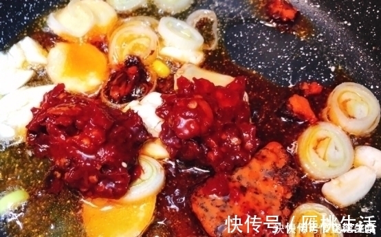 味道|鱿鱼不好吃，那你就错了。这样做鱿鱼会让你的菜吃起来很高端！