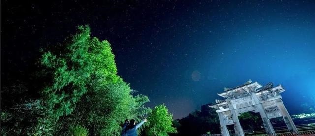 西子湖畔,唐崖这个传奇故事感动许多观众!