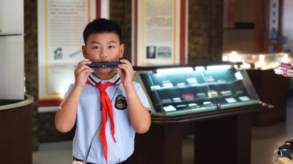 app！在这里，一呼一吸皆成为美妙的乐章！蓝媒小记者探访“藏”在刀茅巷小学里的口琴博物馆