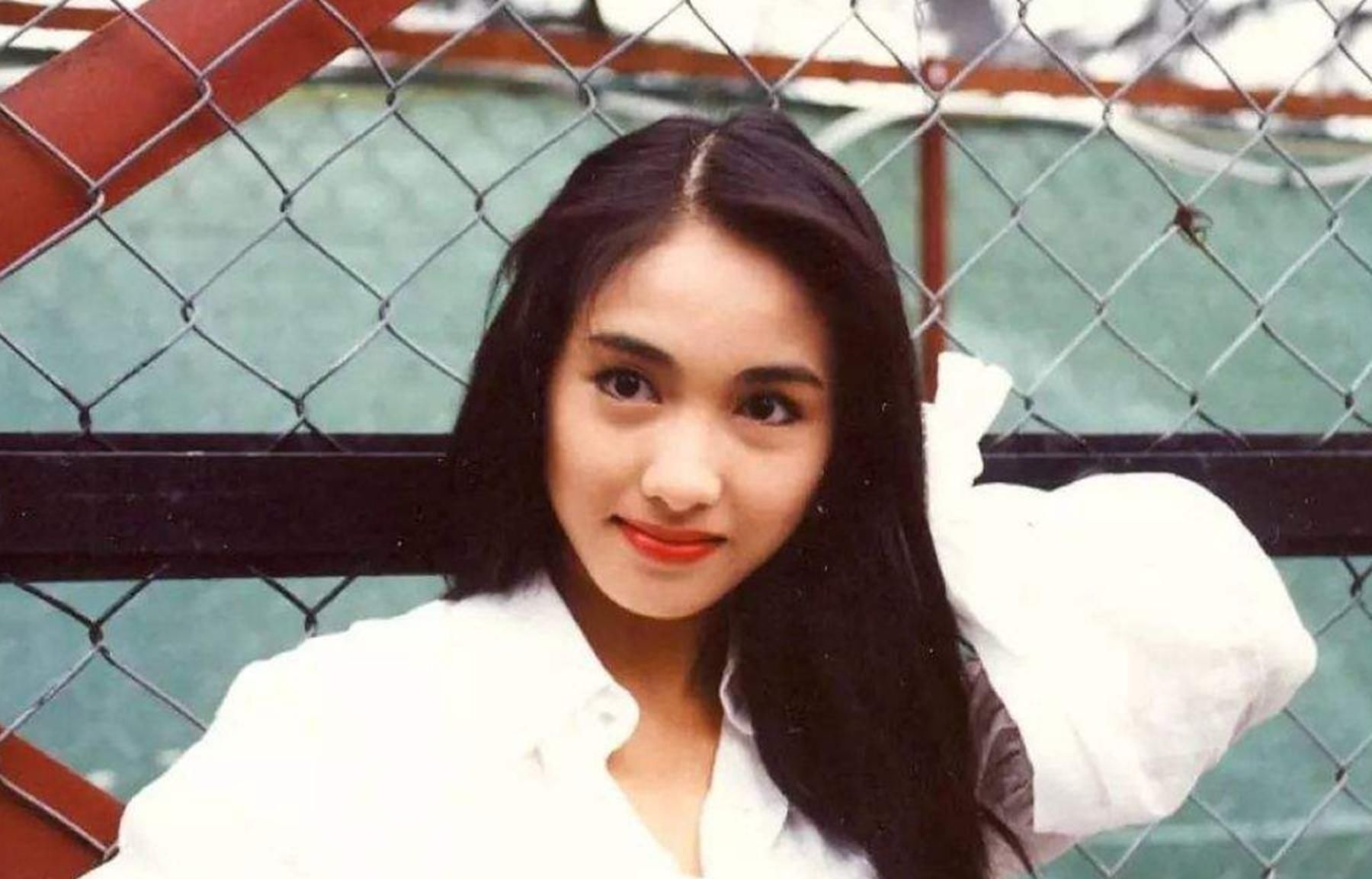 结巴|陈浩南和小结巴“再续前缘”，25年后再同框，你看几分像从前？