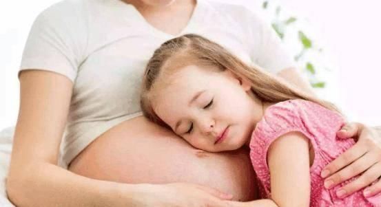 方女士|36岁孕妇进产房前要大便, 幸好医生阻拦保得母子平安