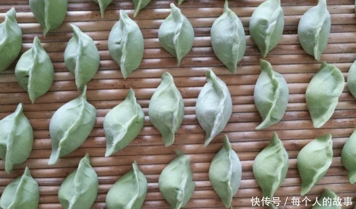 秋天遇到此菜我从不手软,营养极高,做成水饺,比韭菜茴香还好吃