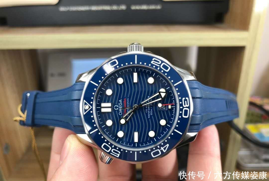 三四十岁戴不起劳力士绿水鬼？还戴不起欧米茄海马吗