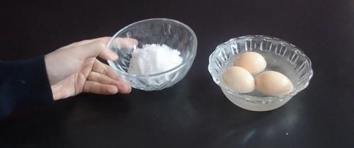 把鸡蛋放白酒里泡一泡,作用真厉害,解决了很多人的困扰,太实用了