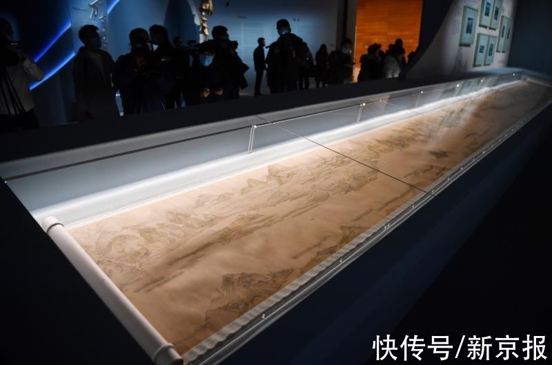 新京报$“江天万里——长江文化展”国博开幕 汇集300余套代表性展品