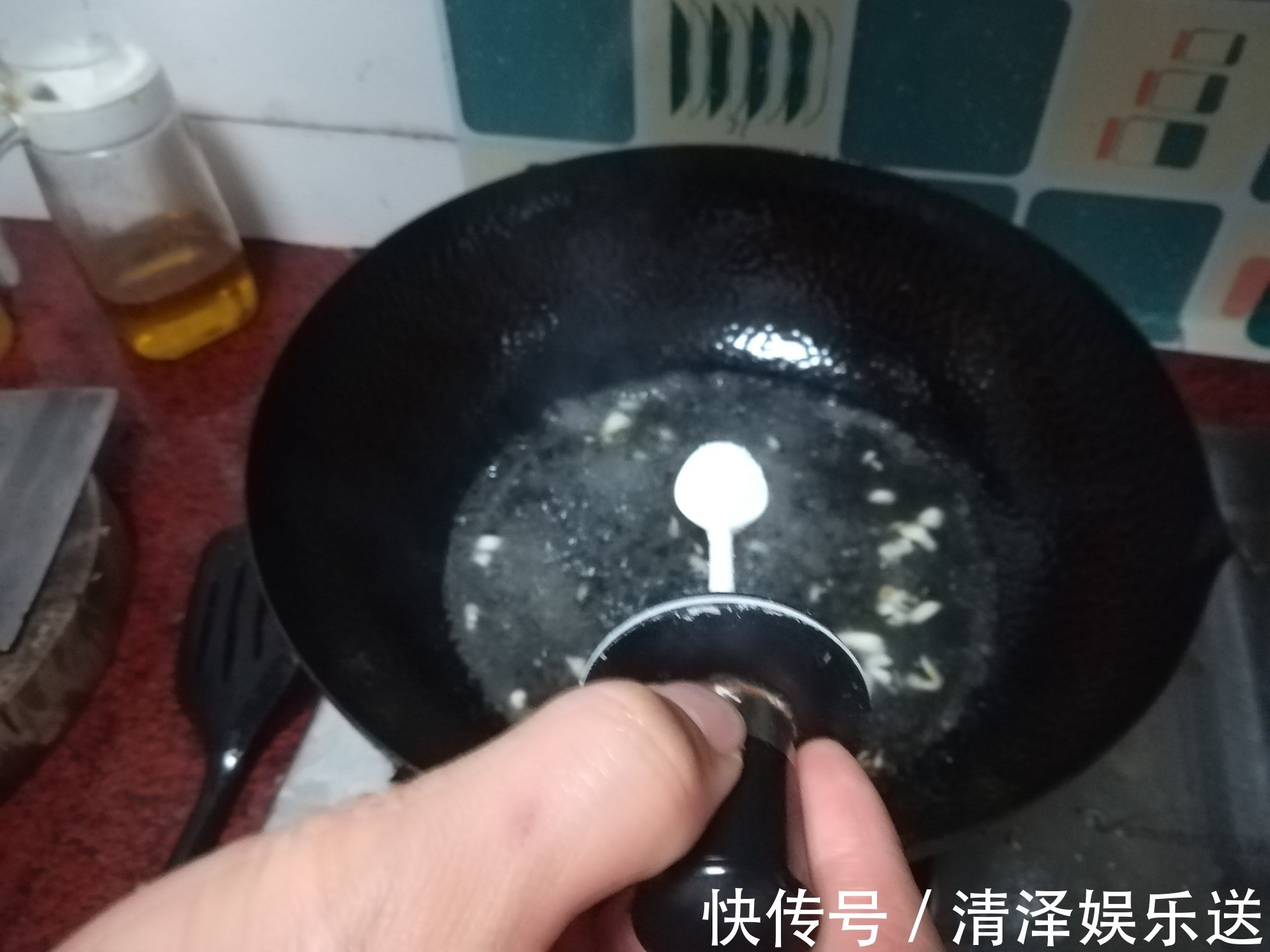 西兰花|大厨教你做“浇汁西兰花”,原汁原味,清脆爽口,做法超简单