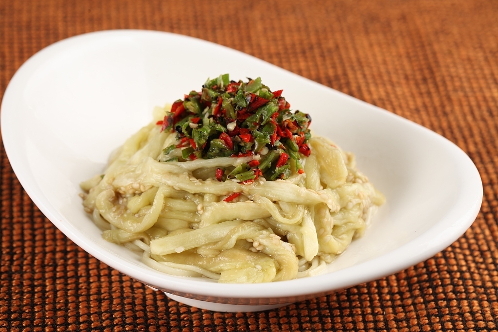 茄子|茄子吃对了是养生,吃错了是要命,两种错误的吃法要懂得避开