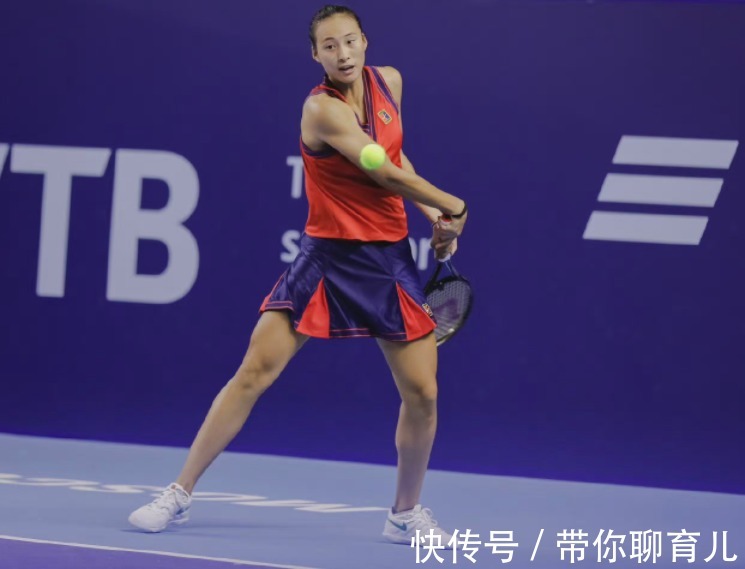 系列赛|2-0!19岁小李娜横空出世,大逆转进4强创造历史,对决前世界第一