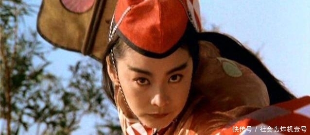 大爷|大爷沉迷反串难以自拔,挣下百万家产却妻离子散,原因到底在哪