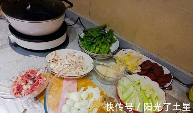 自制毛血旺,麻辣爽口,食材丰富,好吃下饭,下班来一份,超得劲!