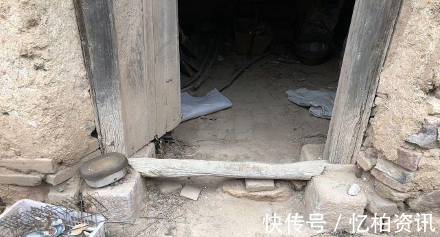 两门|俗话说“两门相对,必有一退”,那么哪家退呢?强弱该如何判断?