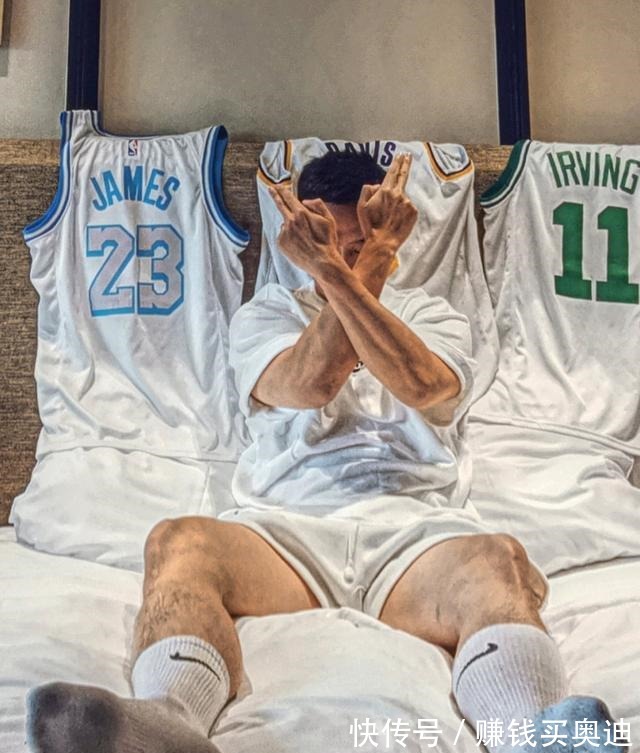 大长腿|这枚阳刚之气十足的足球运动员很上头哦!