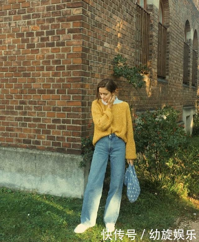 3种牛仔裤穿法,不露脚踝也显腿瘦,保暖时尚都有了