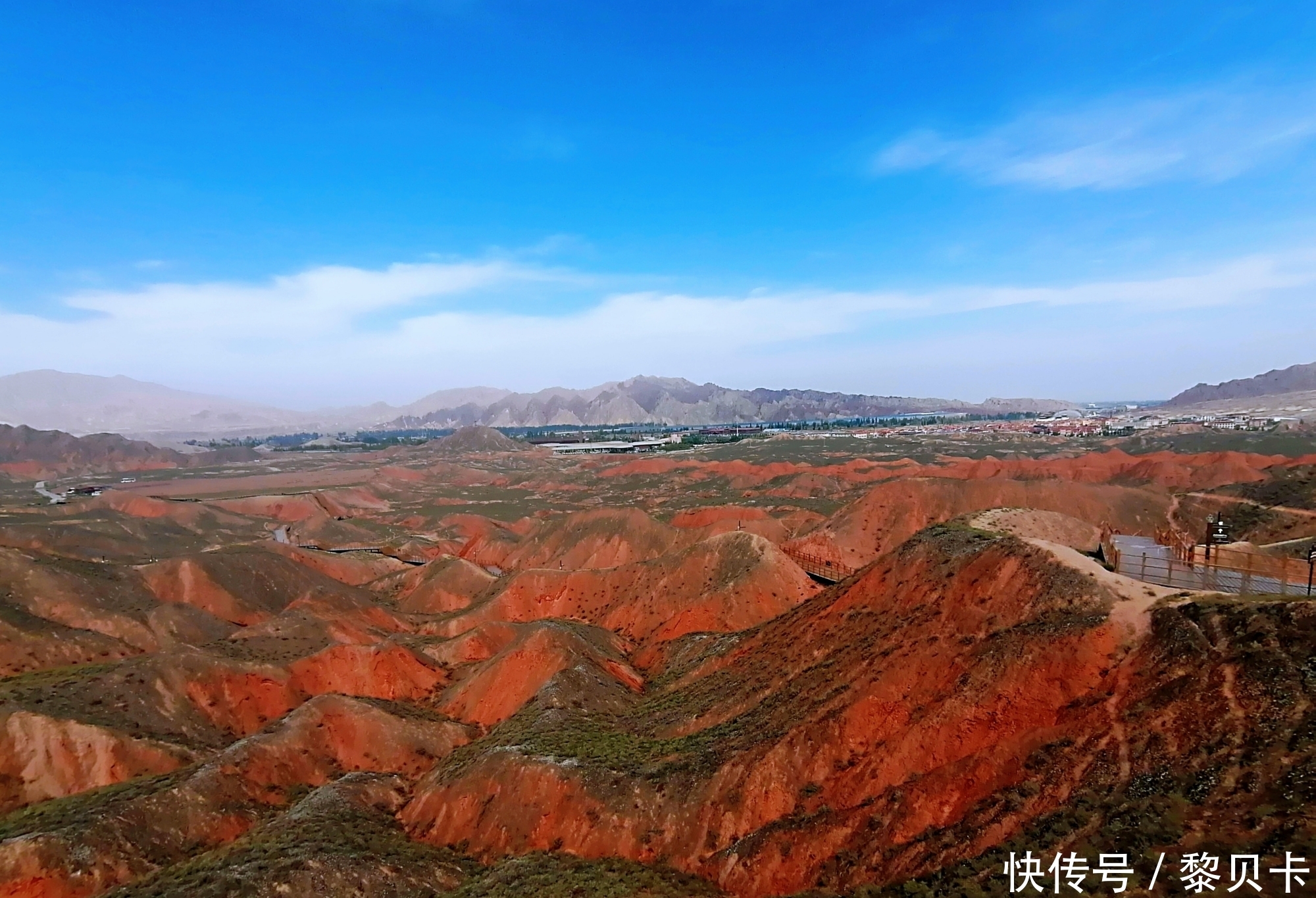 你观赏过七彩丹霞地貌吗？涓涓隽语七律诗和图片带你睹其风采