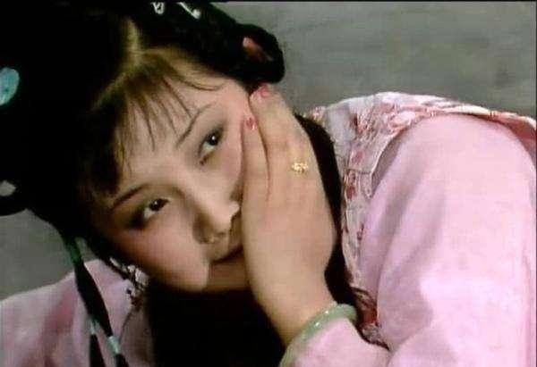 彩云@王夫人屋里有多可怕?薛宝琴初进贾府,史湘云提醒:那屋全是坏人