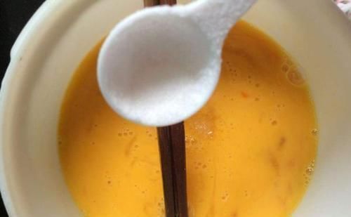 叶子|这菜拿来炒鸡蛋,比韭菜还香,平时总嫌弃,都是扔掉处理,可惜了